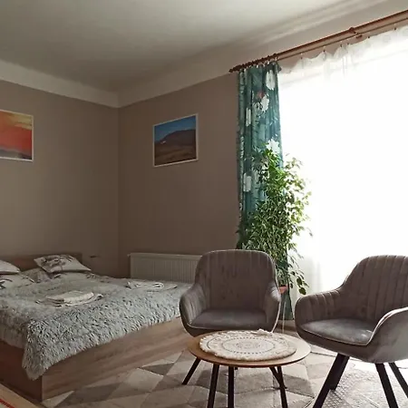Karancs Apartman Salgótarján Exterior foto