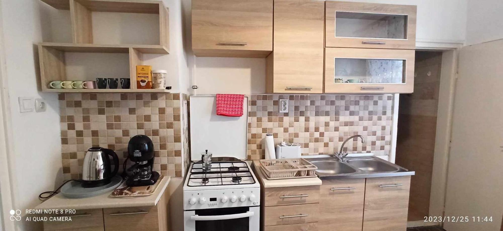 Karancs Apartment *